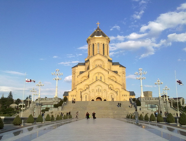 Свято-Троицкий собор (Цминда Самеба). Тбилиси, Грузия